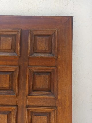 Puerta madera maciza marrón estilo granero