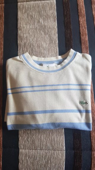 Polo Lacoste cuello redondo Talla L
