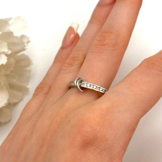 Anillo de oro 18kt con diamantes