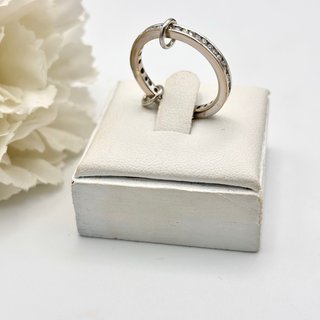 Anillo de oro 18kt con diamantes