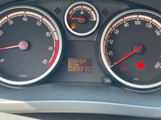 Opel Corsa 5 Puertas Negro