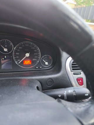 Peugeot 607 2005
