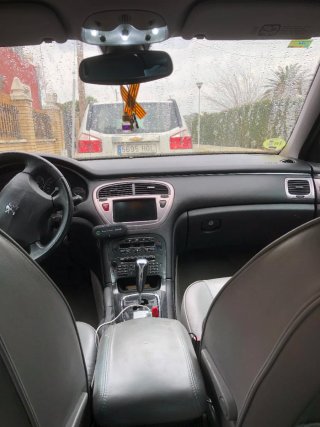Peugeot 607 2005