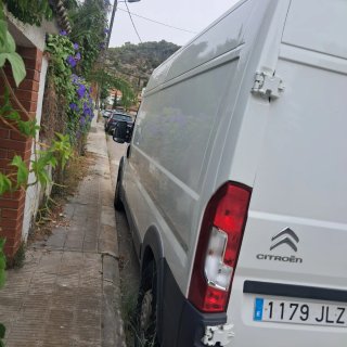 Furgoneta Blanca Citroen Jumper