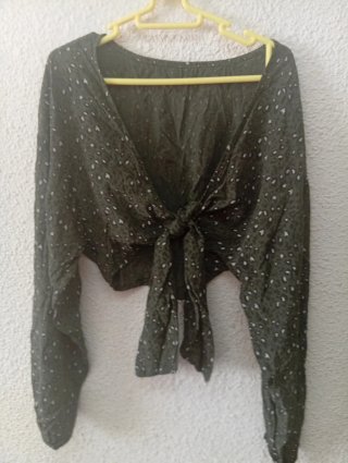 Blusa crop lazo frontal Made in Italy