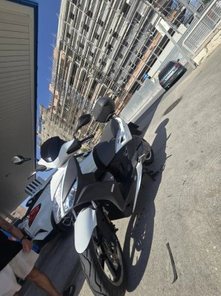Kymco Agility 125 - Moto Scooter 2023