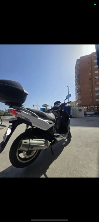 Kymco Agility 125 - Moto Scooter 2023