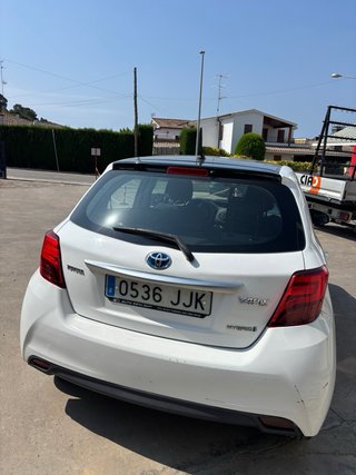 Toyota Yaris 2015