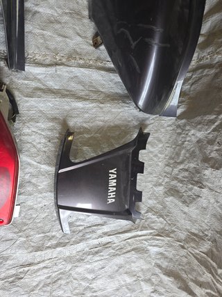 YAMAHA X MAX 125 /250 (TAPAS TRASERAS )