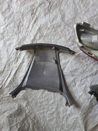 YAMAHA X MAX 125 /250 (TAPAS TRASERAS )