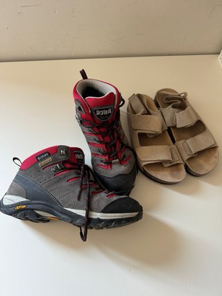 Botas Bestard Gore-Tex + Sandalias Zara T.36
