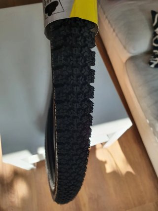 Cubierta Michelin Stargrip 700x35C