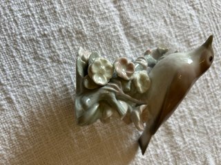 Pajarito Lladró Porcelana Flores