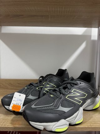 Zapatos New Balance 9060 Talla 44.5 Gris/Amarillo