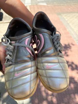 Nike Total 90 Plata y Rosa