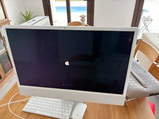 iMac 24 Apple M1 8GB 256GB + Teclado + Ratón
