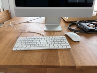 iMac 24 Apple M1 8GB 256GB + Teclado + Ratón