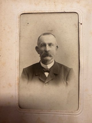 Antico album fotografie 17 ritratti fine 800
