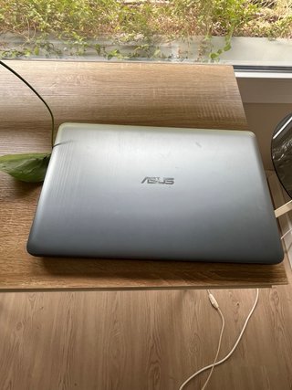 Portátil Asus