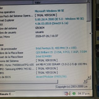 Ordenador antiguo P2 400 MHz