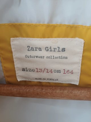 Chaleco Zara Mostaza Niña 13/14 años