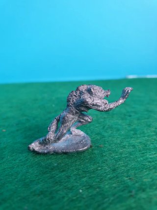 Figura de metal estilo Warhammer