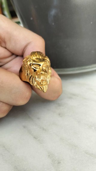 Anillo León Dorado