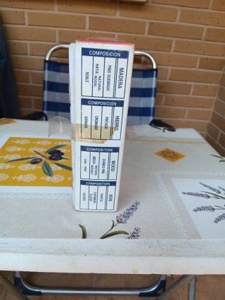 Jamonera de madera con accesorios