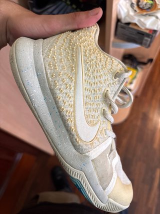 Zapatillas Nike Baloncesto Doradas Blancas