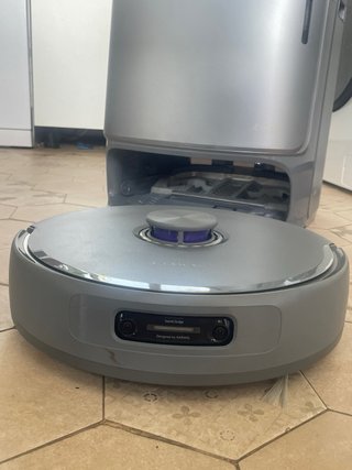 Aspirador robot Narwal FREO10