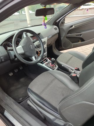 Opel Astra Gtc
