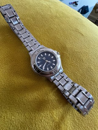 Reloj Givenchy Cruise Negro y Plateado