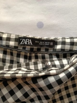 Minifalda pantalón Zara cuadros blanco y negro