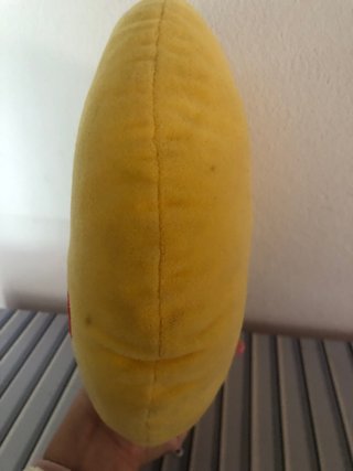 Peluche Emoji Besito Corazón Amarillo