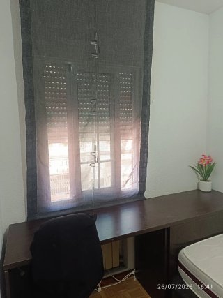 Se alquila habitación( INTERNA) o (EXTERNA)