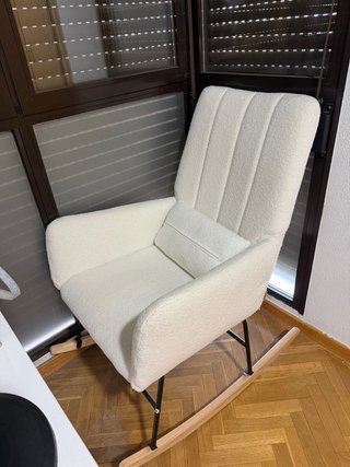 Poltrona a dondolo bianca