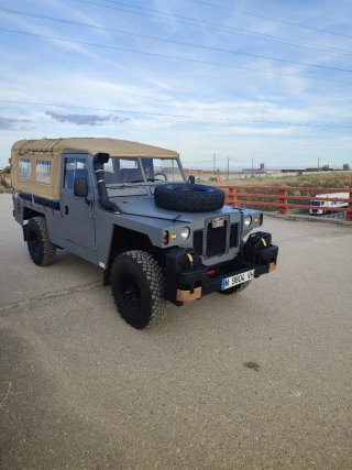 Land rover Santana militar