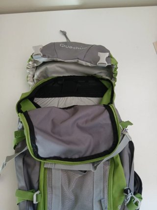 Mochila Quechua Forclaz 40L nueva
