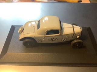 Coche de carreras Citroën 7 CV 1/43 NOREV