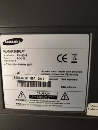 Televisor Samsung Negro y Plateado