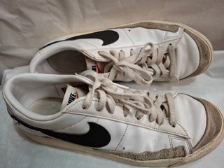 Zapatillas Nike Blazer Low Blancas Negras