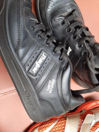 Zapatillas Jhayber y Kalenji Talla 41 y 43