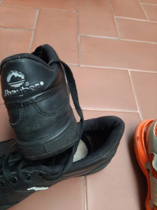 Zapatillas Jhayber y Kalenji Talla 41 y 43