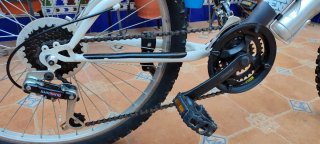 Bicicleta de montaña de 24 pulgadas