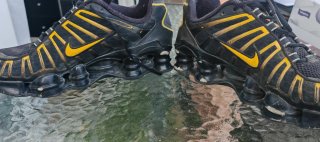Nike Shox R4 Negro y Amarillo