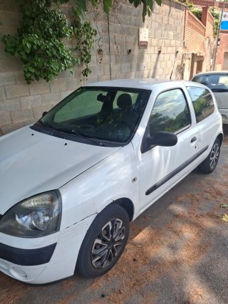 Renault Clio 2004