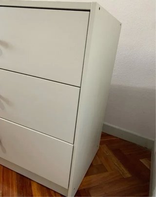 Cómoda IKEA GURKSEN 3 cajones beige 69x67cm