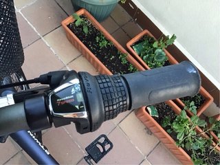 Bicicleta plegable Btwin con cesta