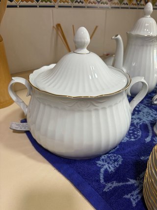 Vajilla Santa Clara Porcelana Blanca y Dorada
