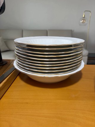 Vajilla Santa Clara Porcelana Blanca y Dorada